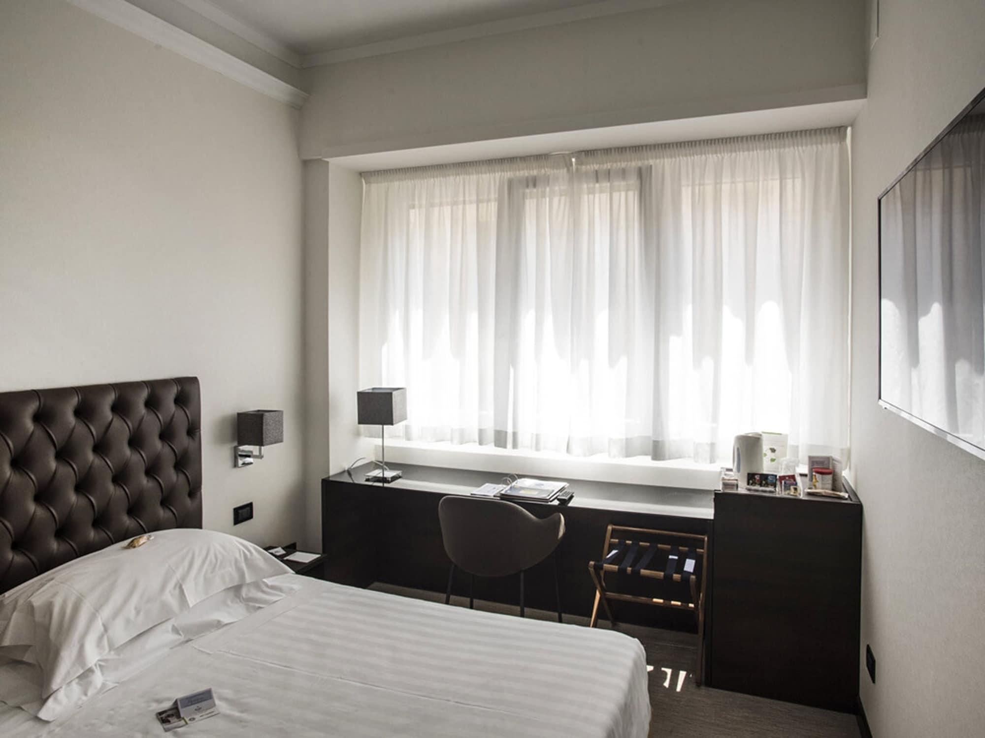Hotel Plaza Pescara Kültér fotó