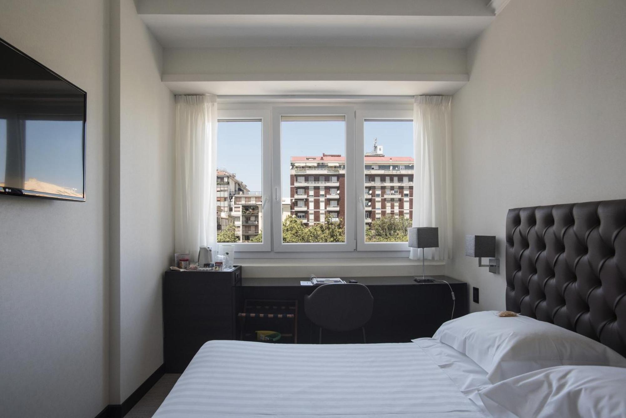 Hotel Plaza Pescara Kültér fotó